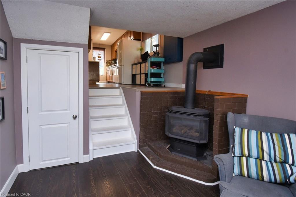302 Linden Drive, Cambridge, ON - Indoor Photo Showing Other Room With Fireplace