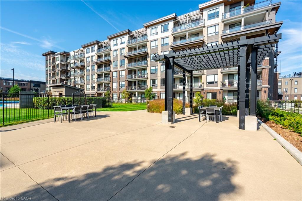 310-10 Esplanade Lane, Grimsby, ON - Outdoor With Facade