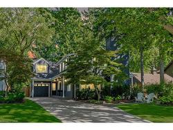 297 Watson Avenue Oakville, ON L6J 3V3