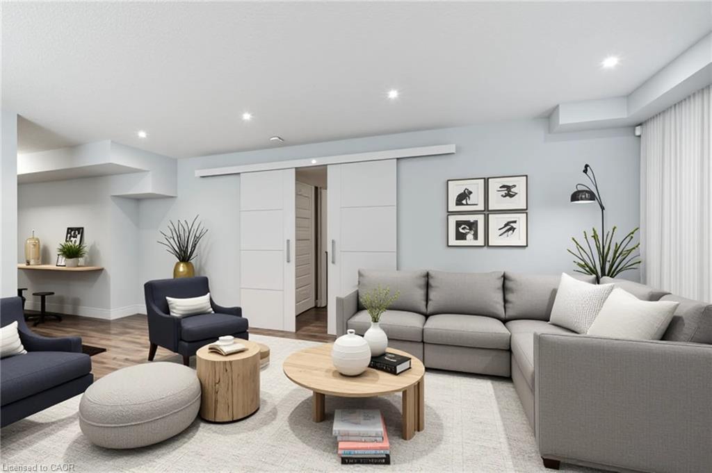 2527 Holbrook Drive, London, ON - Indoor Photo Showing Living Room