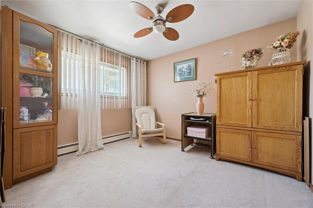 136 Fairway Road N, Kitchener, ON - Indoor