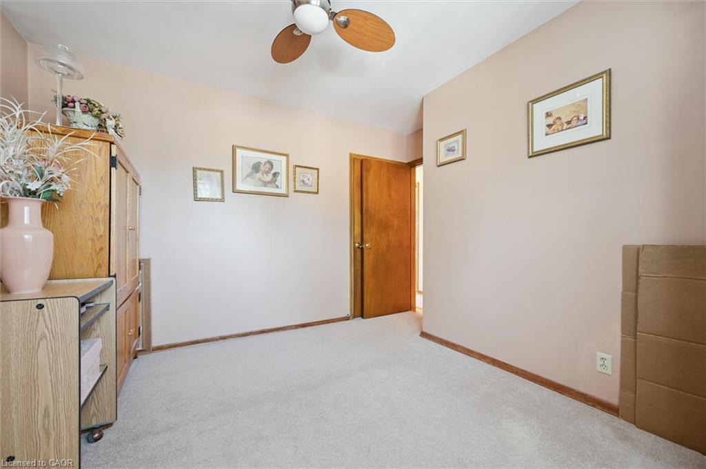 136 Fairway Road N, Kitchener, ON - Indoor