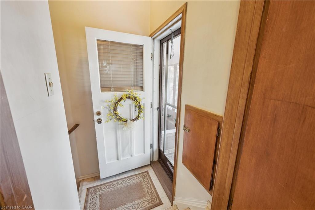 136 Fairway Road N, Kitchener, ON - Indoor Photo Showing Other Room