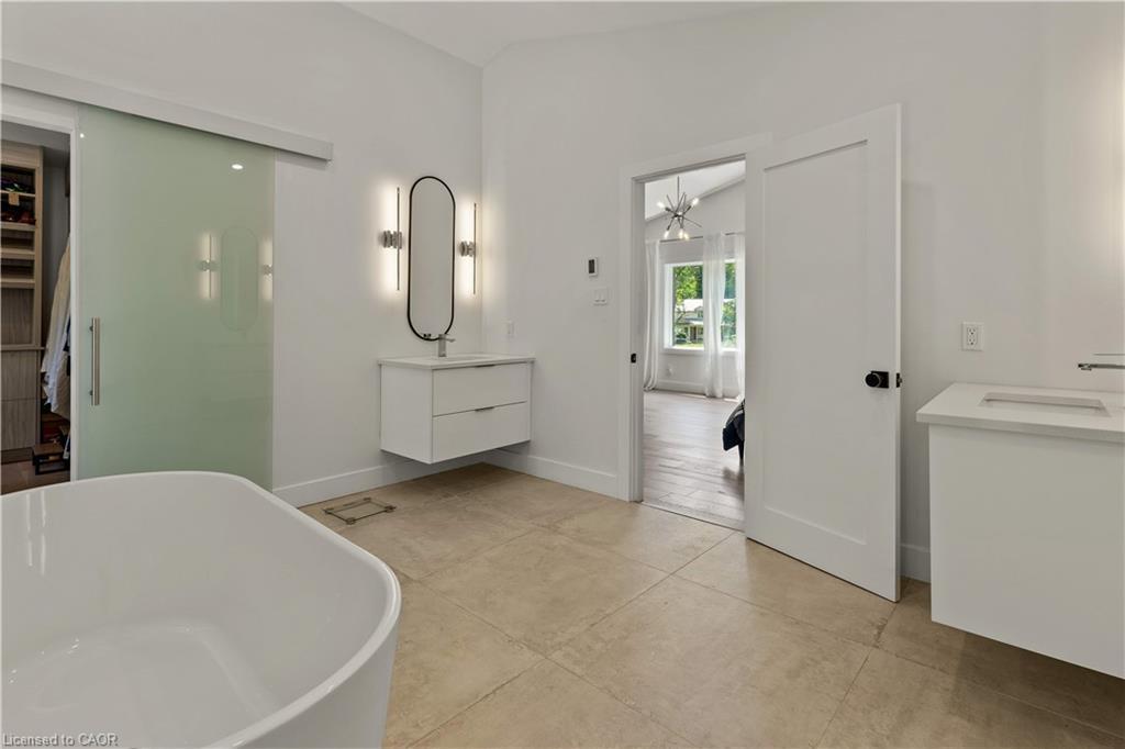 514 Oxbow Road, Waterloo, ON - Indoor