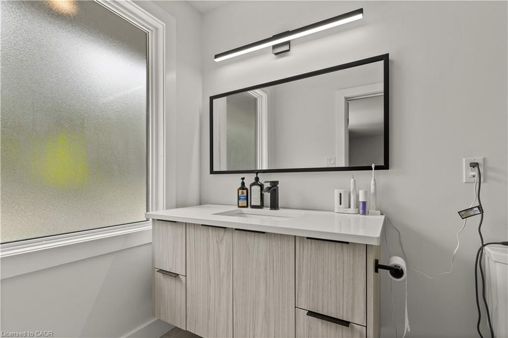 514 Oxbow Road, Waterloo, ON - Indoor Photo Showing Bathroom