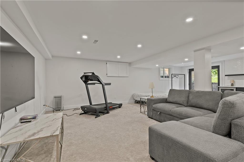 514 Oxbow Road, Waterloo, ON - Indoor