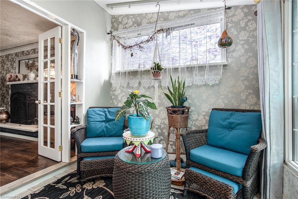 568 Strasburg Road, Kitchener, ON - With Exterior