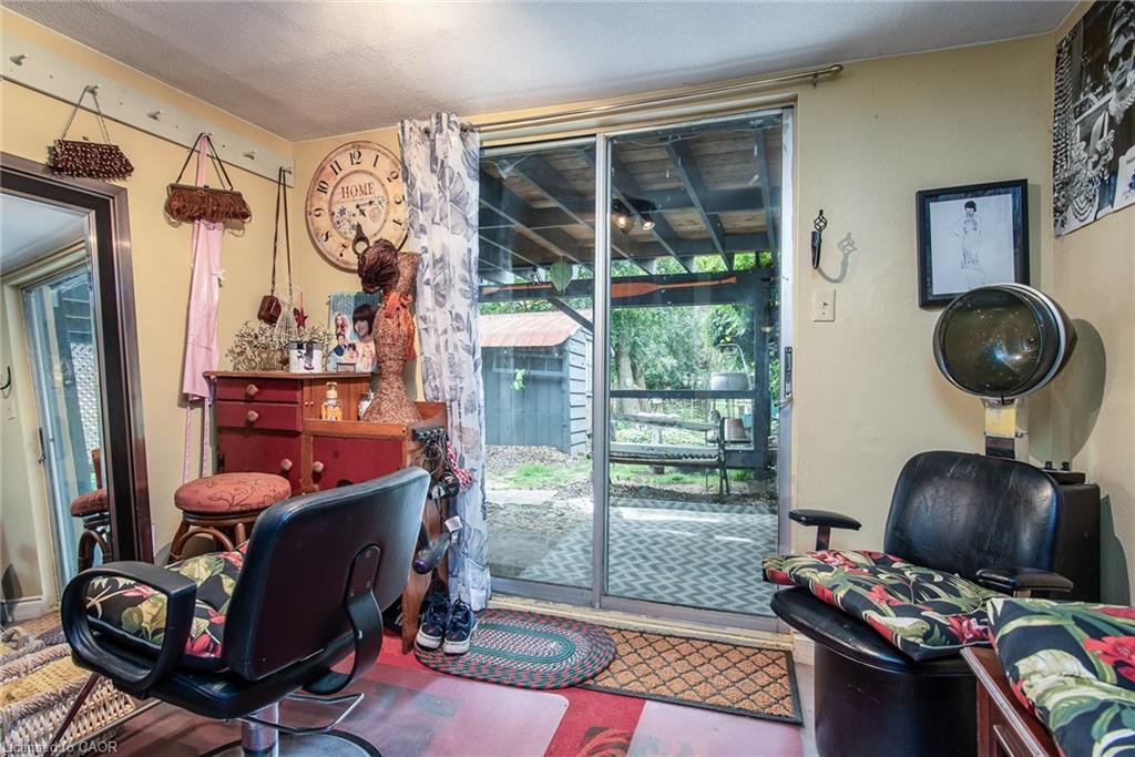 568 Strasburg Road, Kitchener, ON - Indoor Photo Showing Office