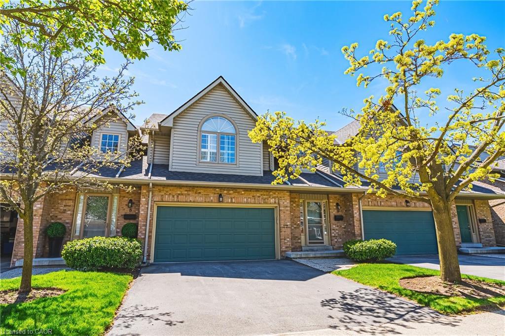 9-3333 New Street, Burlington, ON - Outdoor With Facade