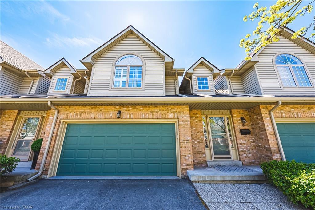 9-3333 New Street, Burlington, ON - Outdoor