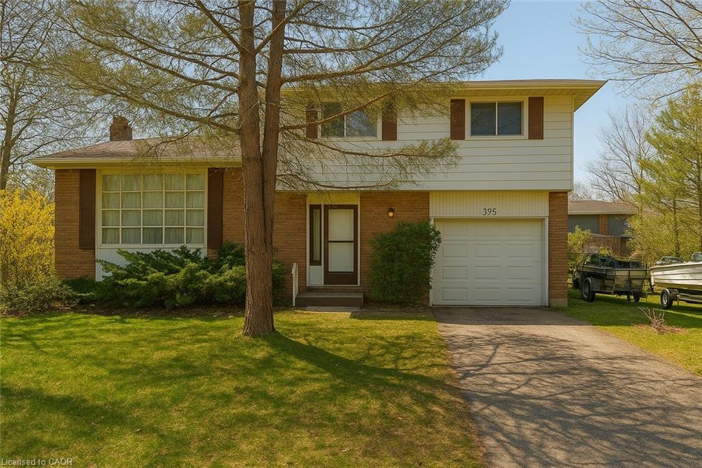 395 Mossom Place, Waterloo, ON - Outdoor