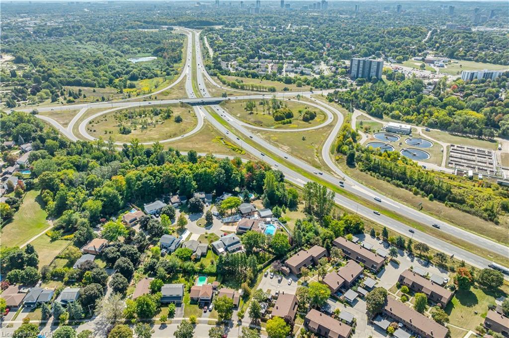 395 Mossom Place, Waterloo, ON - Outdoor With View