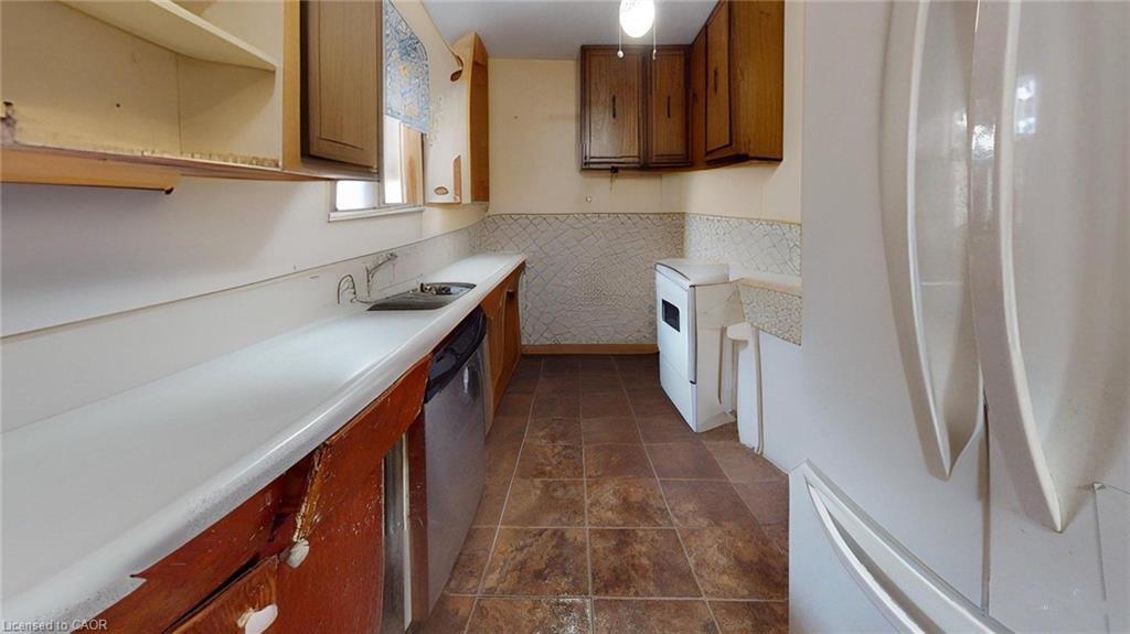 284 Garafraxa Street, Chatsworth, ON - Indoor Photo Showing Kitchen
