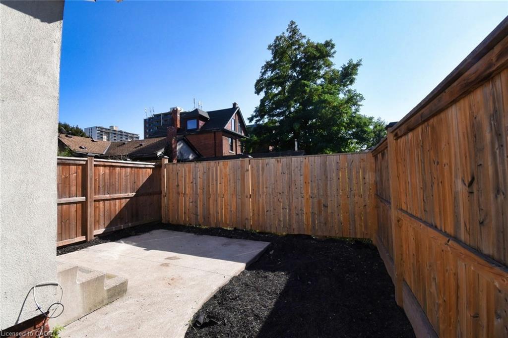 265 Hunter Street W, Hamilton, ON - Outdoor