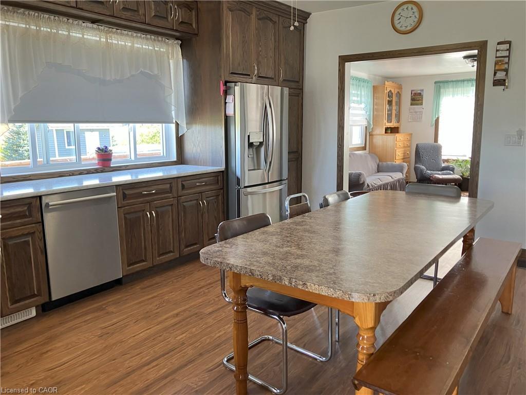 1716 Bruce Rd 86 Road, Lucknow, ON - Indoor