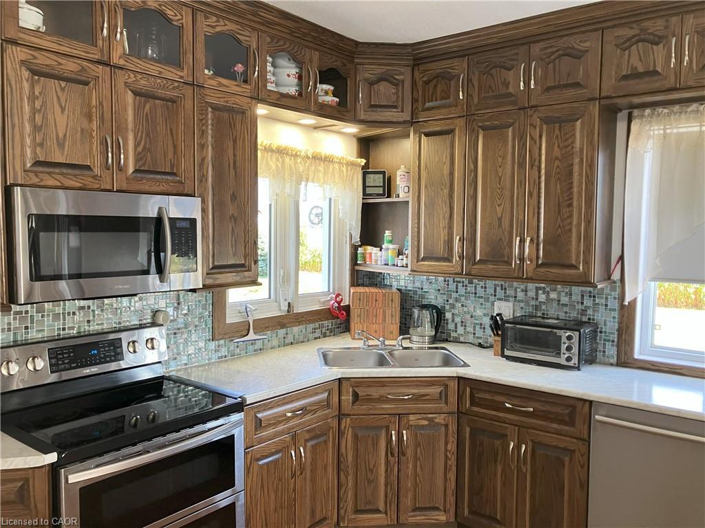 1716 Bruce Rd 86 Road, Lucknow, ON - Indoor Photo Showing Kitchen With Double Sink