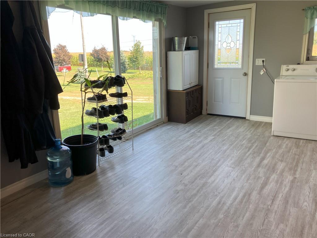 1716 Bruce Rd 86 Road, Lucknow, ON - Indoor