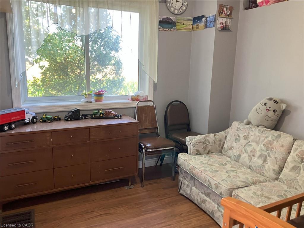 1716 Bruce Rd 86 Road, Lucknow, ON - Indoor