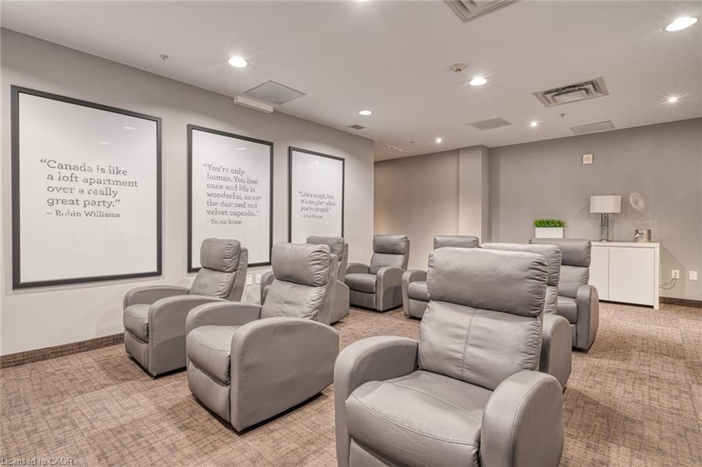 304-85 Robinson Street, Hamilton, ON - Indoor Photo Showing Other Room