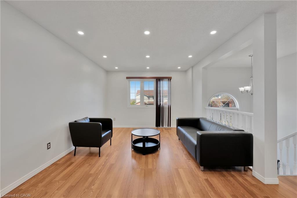 34 Phair Crescent, London, ON - Indoor