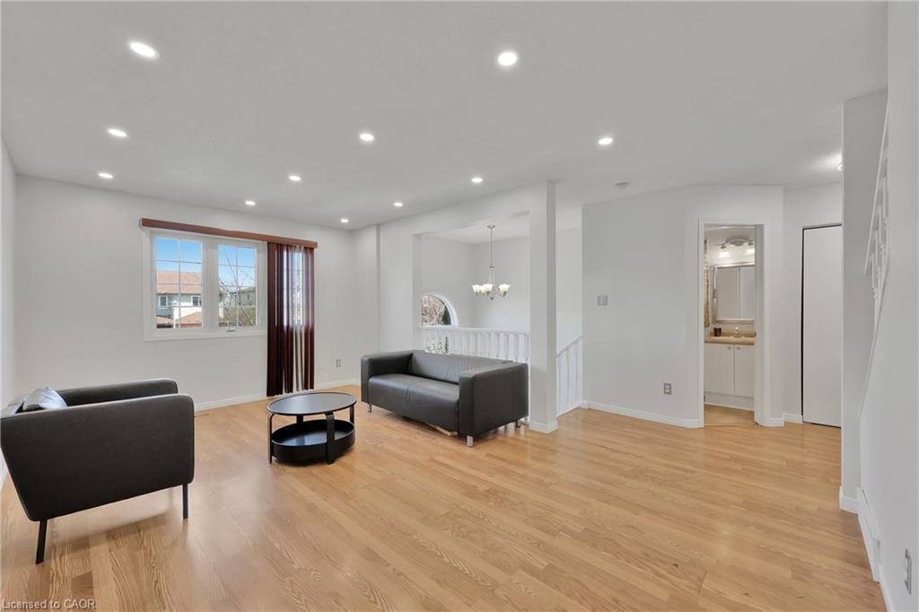 34 Phair Crescent, London, ON - Indoor