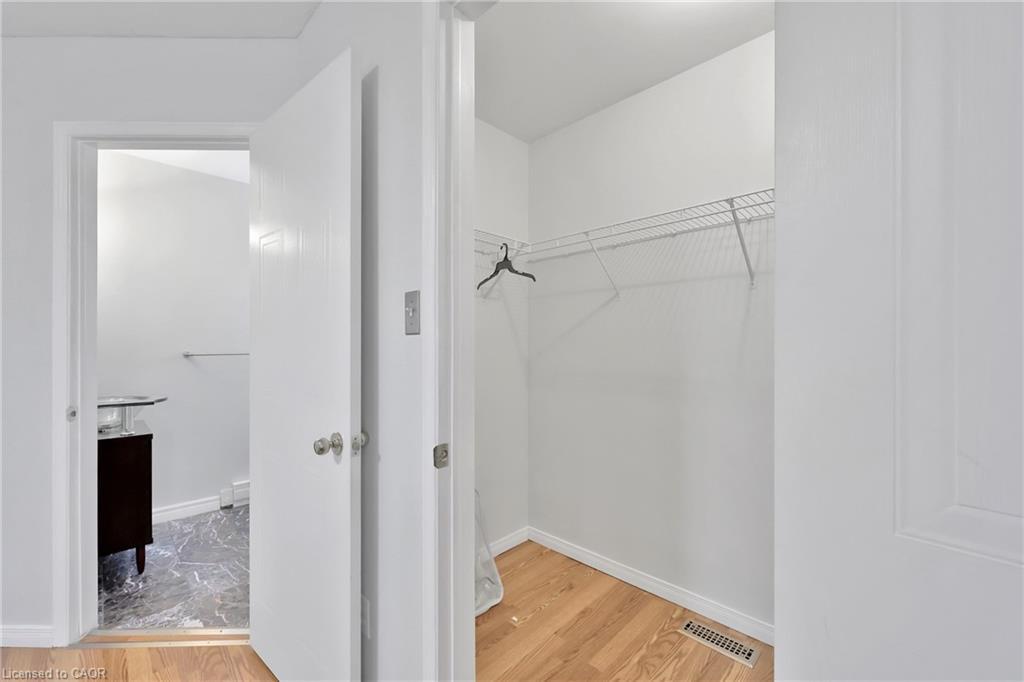 34 Phair Crescent, London, ON - Indoor