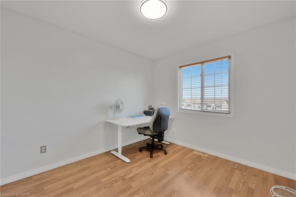 34 Phair Crescent, London, ON - Indoor