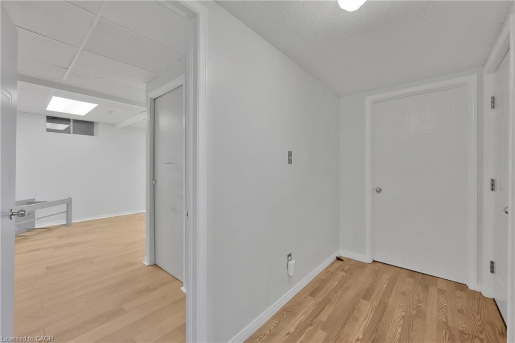 34 Phair Crescent, London, ON - Indoor Photo Showing Other Room