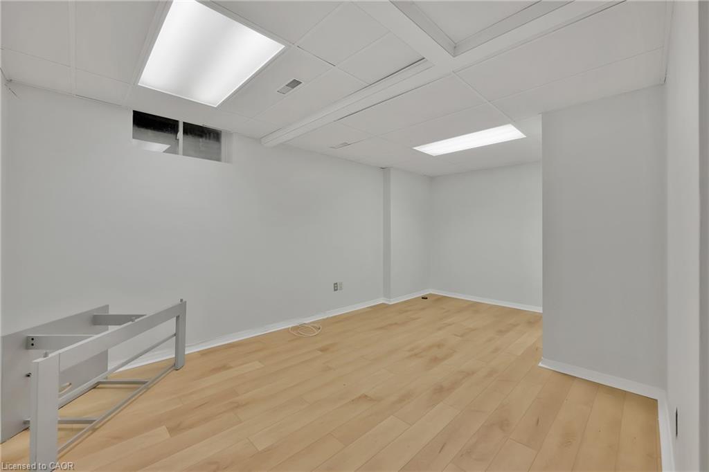 34 Phair Crescent, London, ON - Indoor