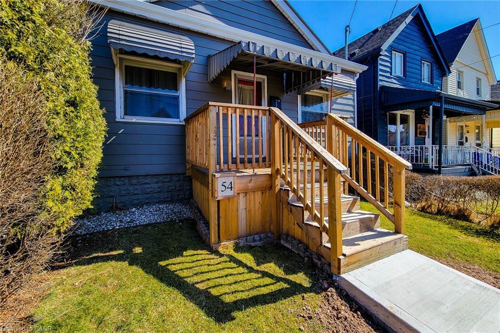 54 Fairview Avenue, Hamilton, ON - Outdoor With Deck Patio Veranda