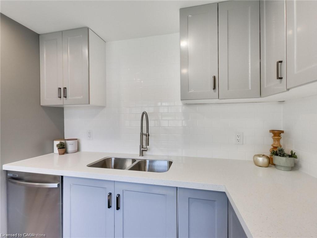 54 Fairview Avenue, Hamilton, ON - Indoor Photo Showing Kitchen With Double Sink