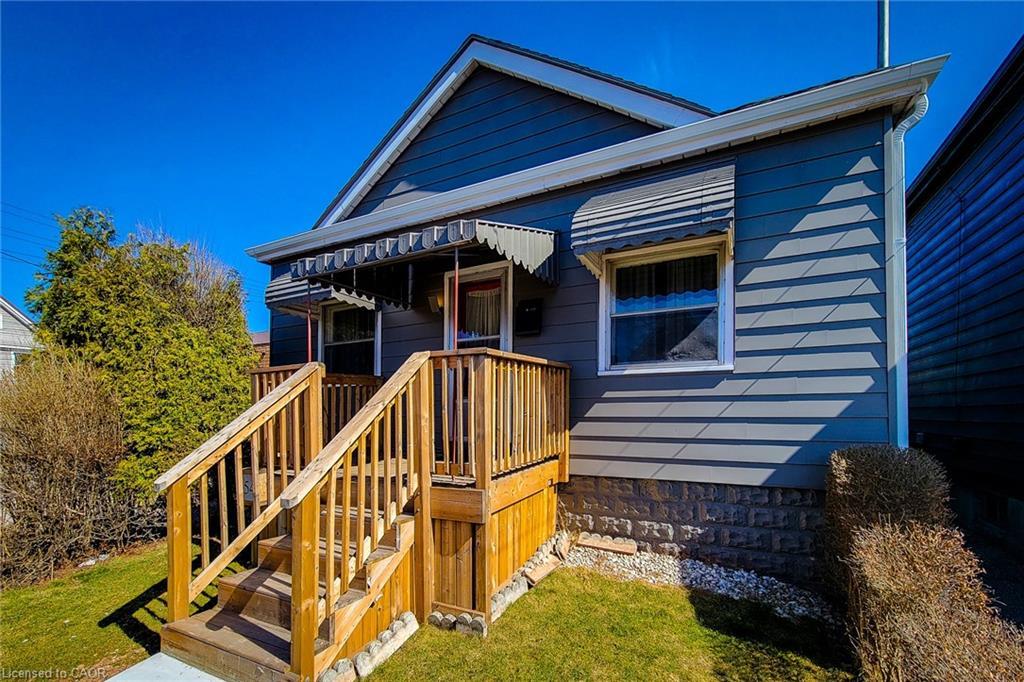 54 Fairview Avenue, Hamilton, ON - Outdoor