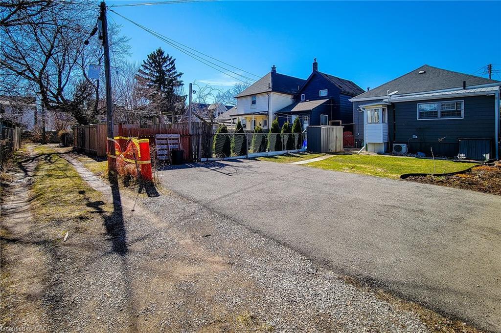 54 Fairview Avenue, Hamilton, ON - Outdoor