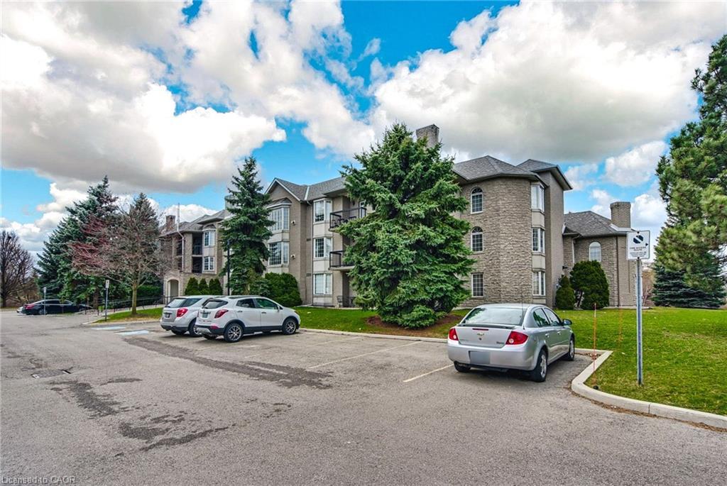 205-970 Golf Links Road, Ancaster, ON - Outdoor