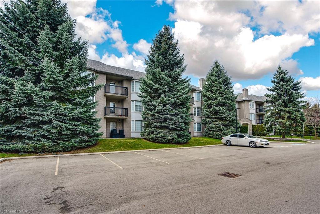 205-970 Golf Links Road, Ancaster, ON - Outdoor