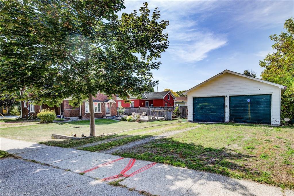 56 Albert Street E, Plattsville, ON - Outdoor