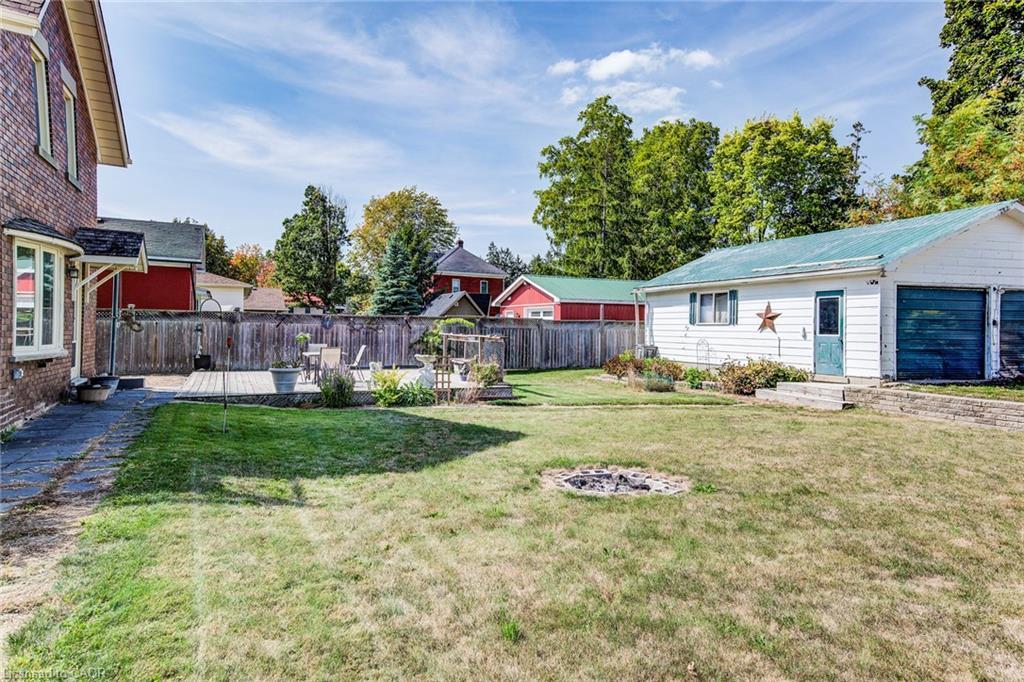 56 Albert Street E, Plattsville, ON - Outdoor