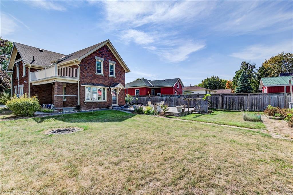 56 Albert Street E, Plattsville, ON - Outdoor
