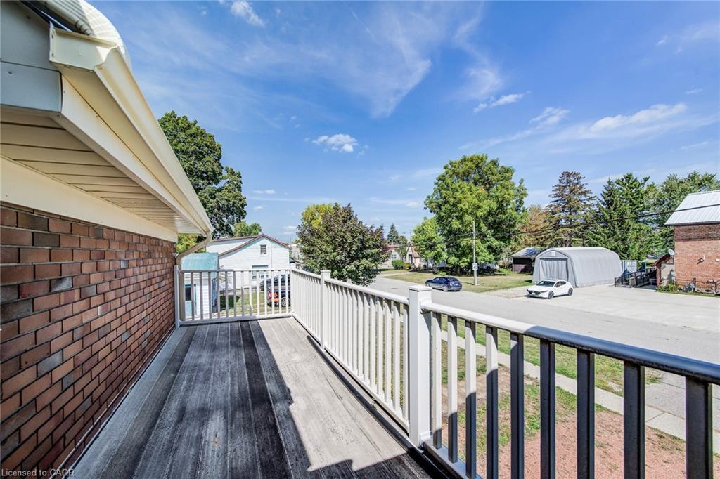 56 Albert Street E, Plattsville, ON - Outdoor With Exterior