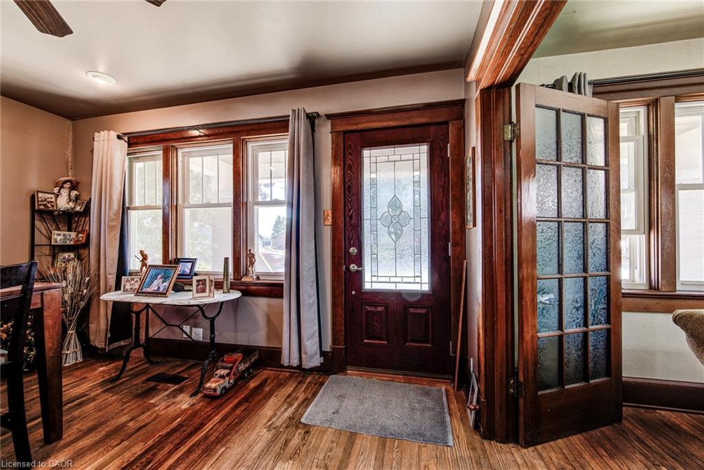 56 Albert Street E, Plattsville, ON - Indoor