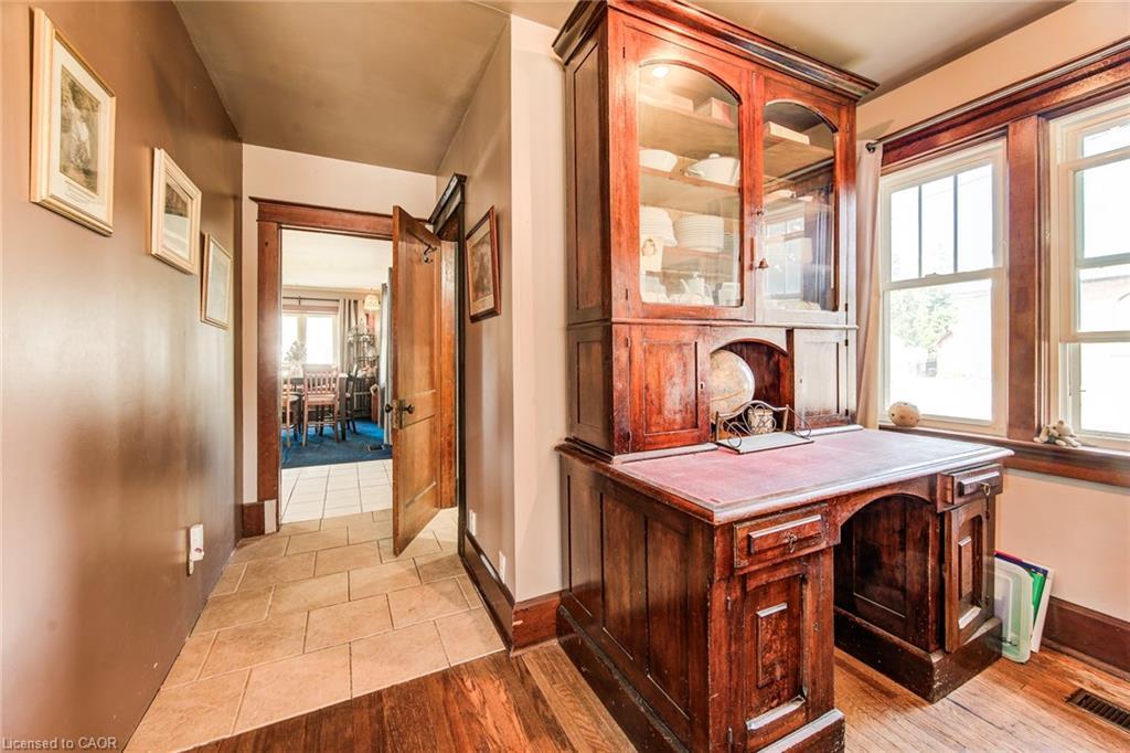 56 Albert Street E, Plattsville, ON - Indoor