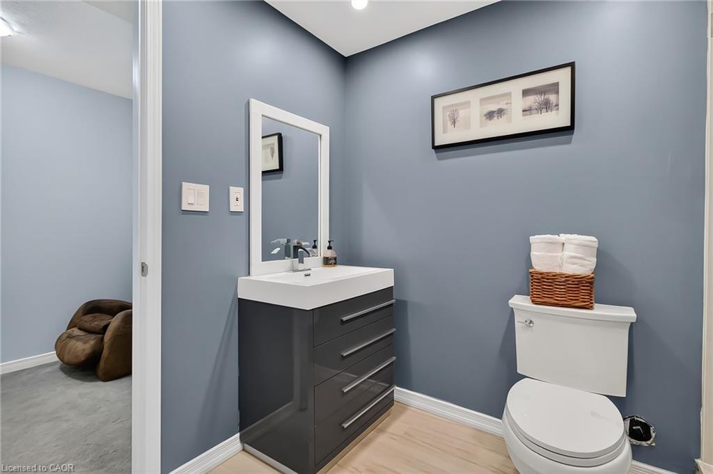 59 Netherwood Road, Kitchener, ON - Indoor Photo Showing Bathroom