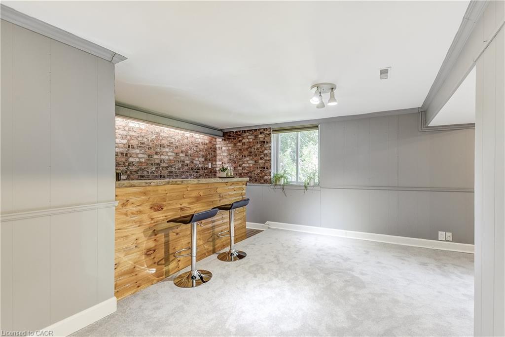 1216 De Quincy Crescent, Burlington, ON - Indoor Photo Showing Other Room