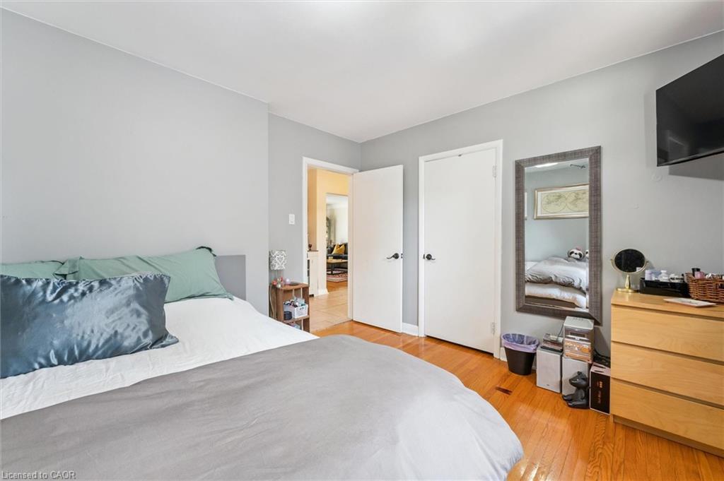 3-115 Marlborough Avenue, Kitchener, ON - Indoor Photo Showing Bedroom