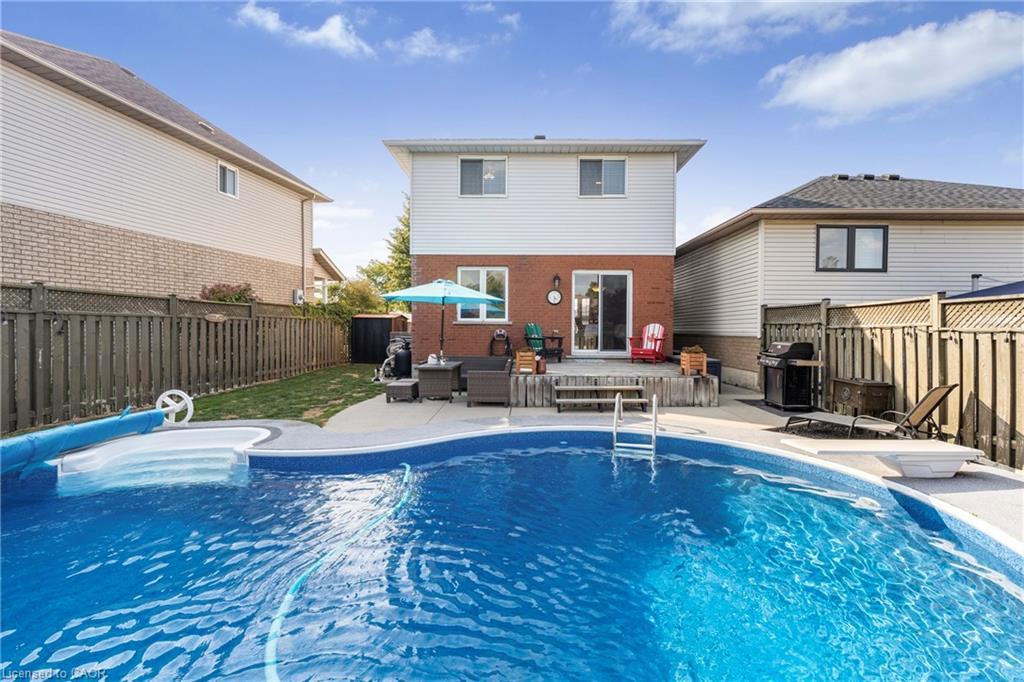 70 Polaris Court, Hamilton, ON - Outdoor With In Ground Pool With Deck Patio Veranda With Backyard With Exterior