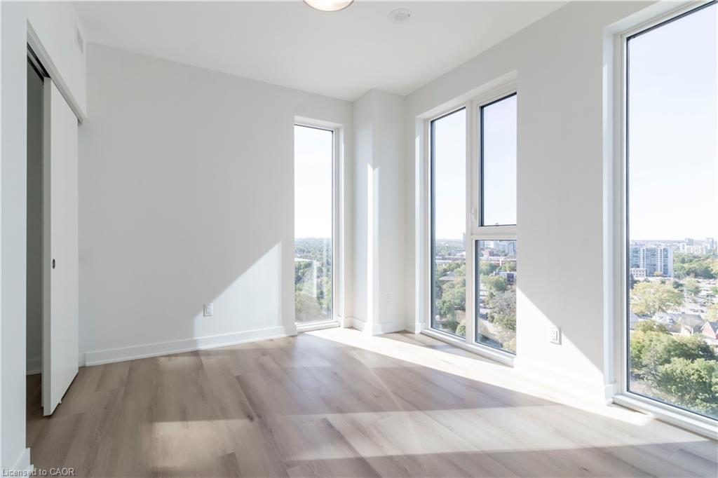 1906-25 Wellington Street S, Kitchener, ON - Indoor Photo Showing Other Room