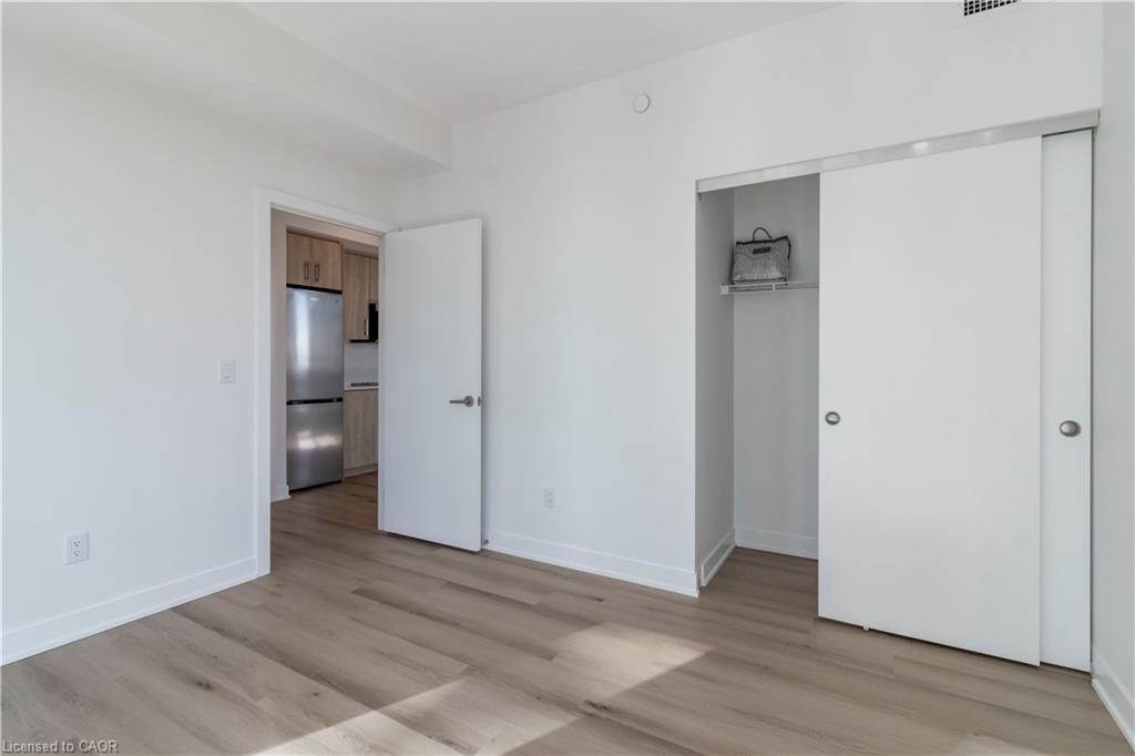 1906-25 Wellington Street S, Kitchener, ON - Indoor Photo Showing Other Room