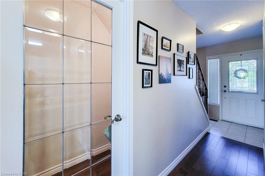 88-1115 Paramount Drive, Stoney Creek, ON - Indoor Photo Showing Other Room