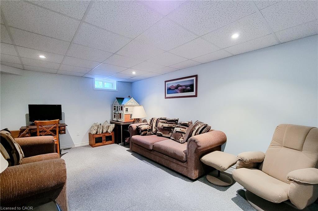 88-1115 Paramount Drive, Stoney Creek, ON - Indoor Photo Showing Basement