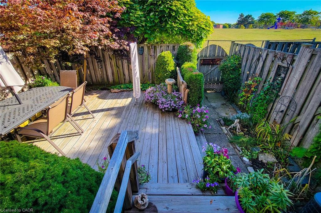 88-1115 Paramount Drive, Stoney Creek, ON - Outdoor With Deck Patio Veranda